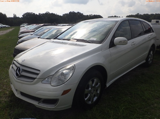 8-07110 (Cars-Sedan 4D)  Seller:Private/Dealer 2006 MERZ R350