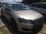 8-07111 (Cars-Sedan 4D)  Seller:Private/Dealer 2015 VOLK PASSAT
