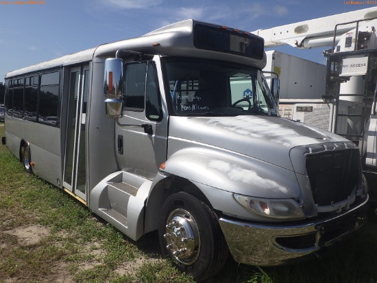 8-08121 (Trucks-Buses)  Seller:Private/Dealer 2010 GENC PC505
