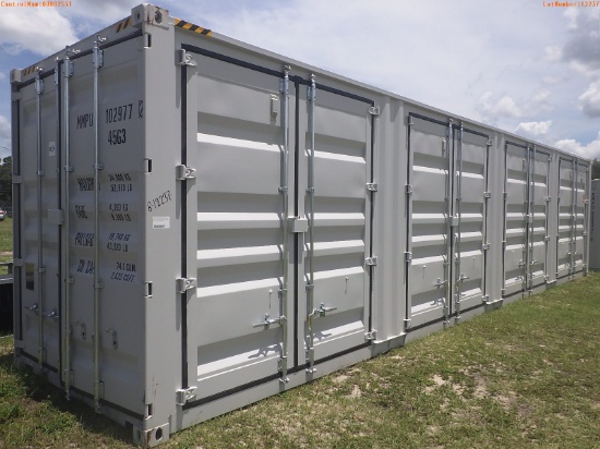 8-12237 (Equip.-Container)  Seller:Private/Dealer 40 FOOT METAL SHIPPING CONTAIN