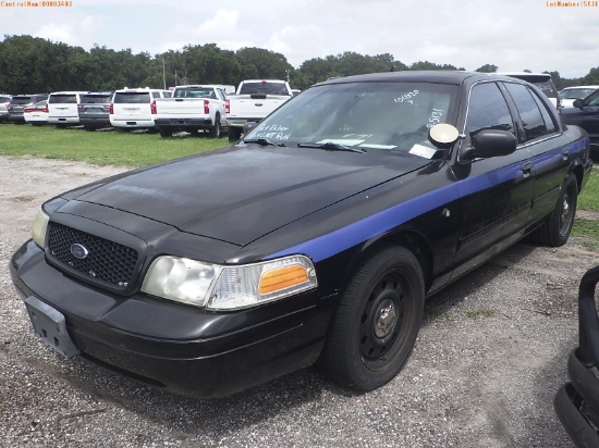 9-05131 (Cars-Sedan 4D)  Seller: Gov-City of Port Richey 2011 FORD CROWNVIC