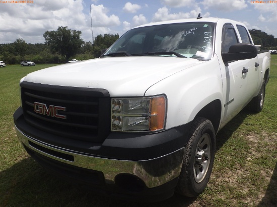9-10119 (Trucks-Pickup 4D)  Seller: Gov-Manatee County 2009 GMC SIERRA