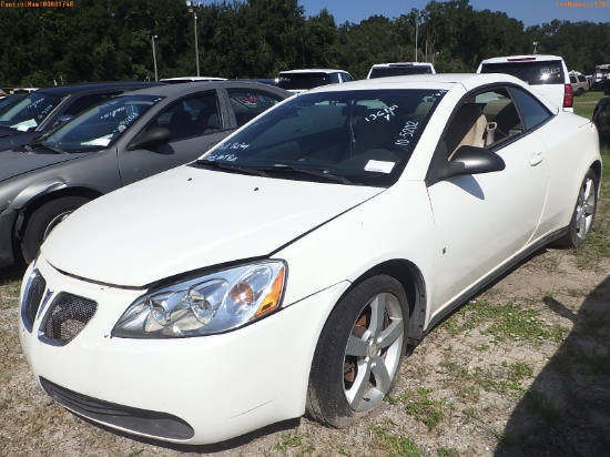 10-05202 (Cars-Convertible)  Seller: Gov-Port Richey Police Department 2007 PONT