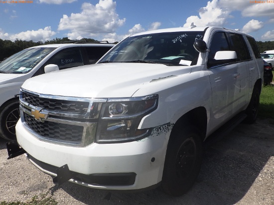 10-05123 (Cars-SUV 4D)  Seller: Gov-Pinellas County Sheriffs Ofc 2017 CHEV TAHOE