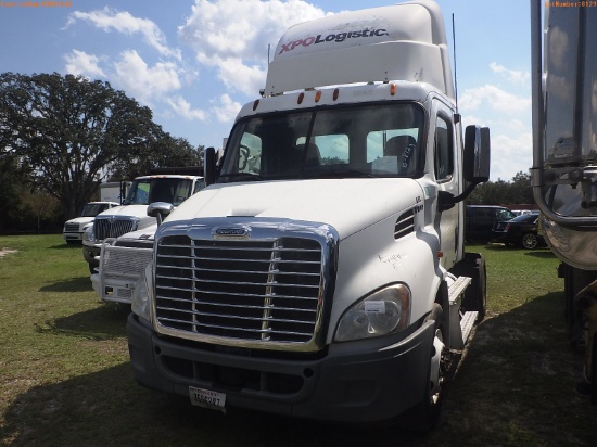 10-08129 (Trucks-Tractor)  Seller:Private/Dealer 2011 FRHT CASCADIA
