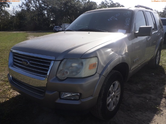 11-06150 (Cars-SUV 4D)  Seller: Gov-Pinellas County BOCC 2008 FORD EXPLORER