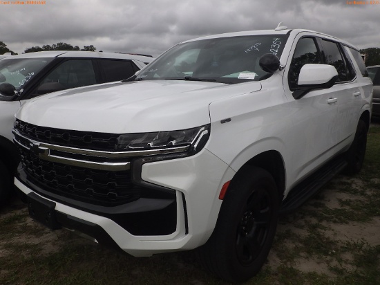 11-06235 (Cars-SUV 4D)  Seller: Gov-Hillsborough County Sheriffs 2022 CHEV TAHOE