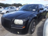11-05131 (Cars-Sedan 4D)  Seller:Private/Dealer 2005 CHRY 300