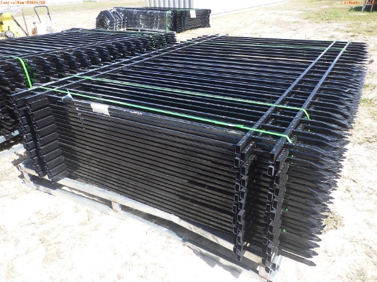 11-13105 (Equip.-Materials)  Seller:Private/Dealer LOT OF FEN20 METAL LANDSCAPE