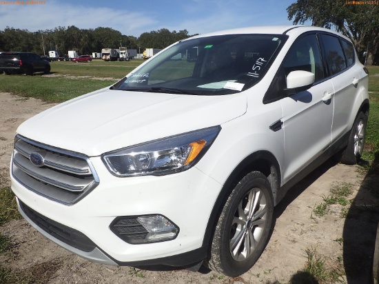 12-05117 (Cars-SUV 4D)  Seller: Florida State D.E.P. 2019 FORD ESCAPE