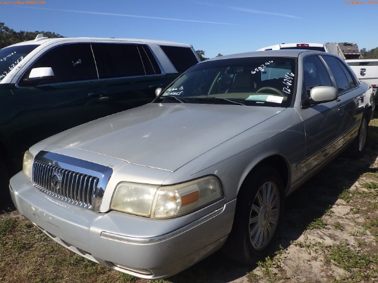 12-06246 (Cars-Sedan 4D)  Seller: Gov-Alachua County Sheriffs Offic 2008 MERC MA