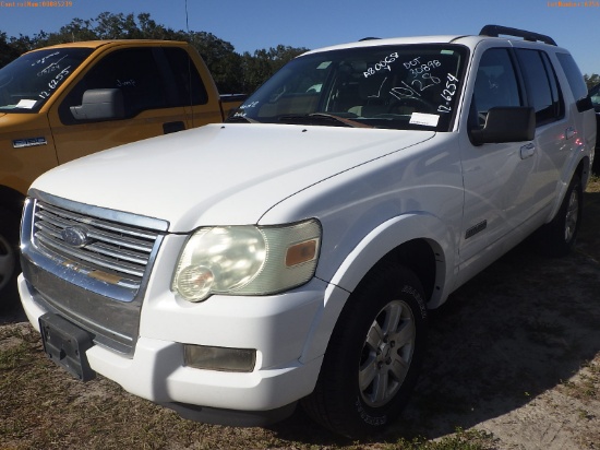 12-06254 (Cars-SUV 4D)  Seller: Florida State D.O.T. 2008 FORD EXPLORER