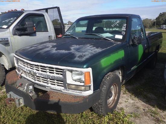 12-08216 (Trucks-Pickup 2D)  Seller: Florida State F.W.C. 1998 CHEV 1500
