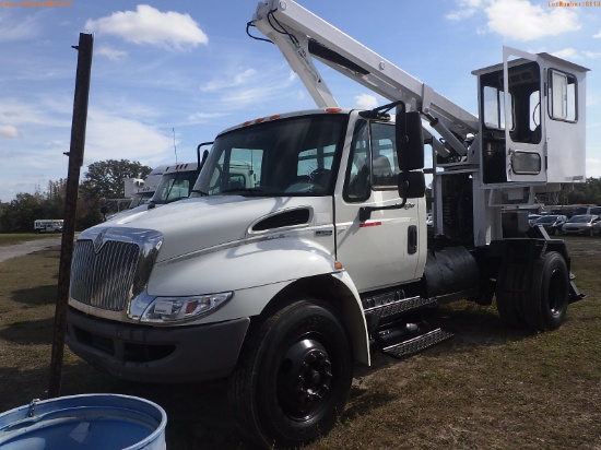 12-08110 (Trucks-Crane)  Seller:Private/Dealer 2009 INTL DURASTAR