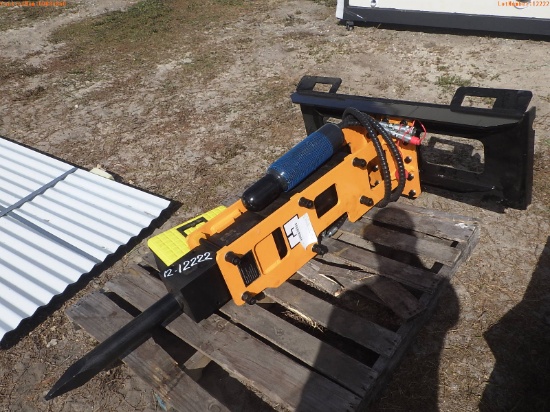 12-12222 (Equip.-Implement misc.)  Seller:Private/Dealer GIYI QUICK CONNECT SKID