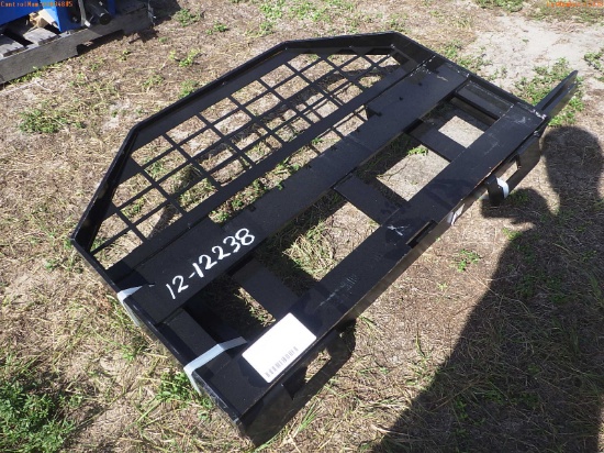 12-12238 (Equip.-Implement misc.)  Seller:Private/Dealer GIYI QUICK CONNECT SKID