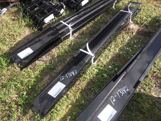 12-13143 (Equip.-Implement misc.)  Seller:Private/Dealer SET OF SKLP 7 FOOT FORK