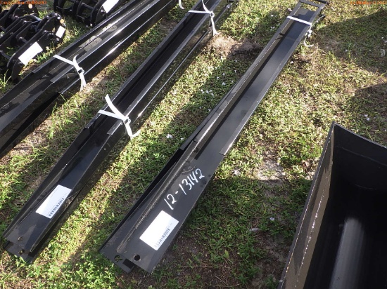 12-13142 (Equip.-Implement misc.)  Seller:Private/Dealer SET OF SKLP 7 FOOT FORK