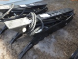12-13174 (Equip.-Implement misc.)  Seller:Private/Dealer GIYI EXCAVATOR THUMB CL
