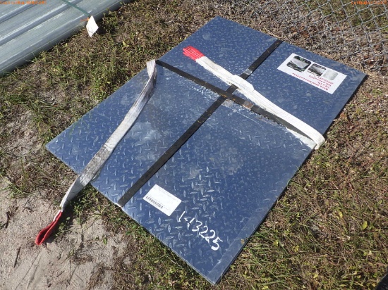 1-13225 (Equip.-Materials)  Seller:Private/Dealer ~20 PIECES METAL DIAMOND PLATE