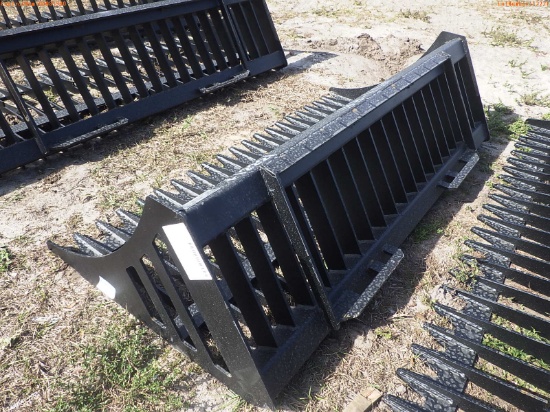 1-12221 (Equip.-Implement misc.)  Seller:Private/Dealer GREATBEAR 66 INCH QUICK