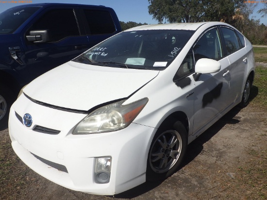 2-05110 (Cars-Sedan 4D)  Seller: Gov-Hillsborough Area Regional 2010 TOYT PRIUS