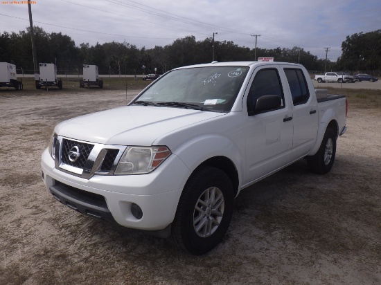 2-06136 (Trucks-Pickup 4D)  Seller: Gov-Pinellas County BOCC 2015 NISS FRONTIER