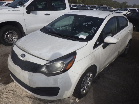 2-05132 (Cars-Sedan 4D)  Seller:Private/Dealer 2015 KIA RIO