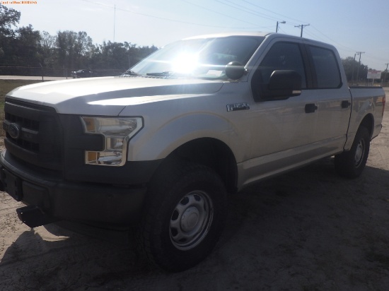 2-11130 (Trucks-Pickup 4D)  Seller: Florida State F.W.C. 2017 FORD F150