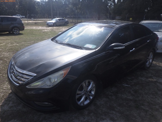 2-05161 (Cars-Sedan 4D)  Seller:Private/Dealer 2013 HYUN SONATA