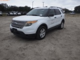 2-06110 (Cars-SUV 4D)  Seller: Gov-Pinellas County BOCC 2014 FORD EXPLORER
