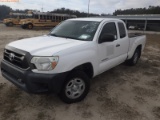 2-05134 (Trucks-Pickup 2D)  Seller: Gov-Pinellas County BOCC 2015 TOYO TACOMA