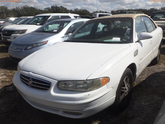 2-07114 (Cars-Sedan 4D)  Seller:Private/Dealer 2000 BUIC REGAL