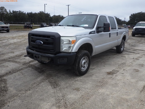 2-08210 (Trucks-Pickup 4D)  Seller: Florida State F.W.C. 2014 FORD F250