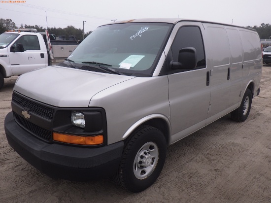 2-08141 (Trucks-Van Cargo)  Seller: Gov-Pinellas County Sheriffs Ofc 2007 CHEV E