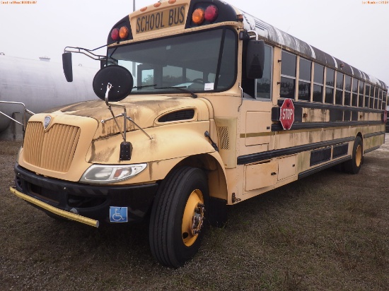2-08139 (Trucks-Buses)  Seller: Gov-Hillsborough County School 2009 ICCO CE200
