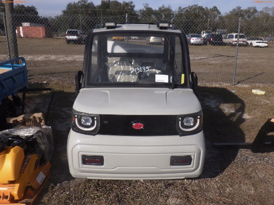 2-13235 (Equip.-Cart)  Seller:Private/Dealer MECO P4 4 PASSENGER ENCLOSED CAB UT