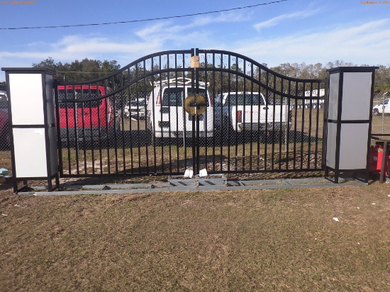 2-13247 (Equip.-Materials)  Seller:Private/Dealer BI PARTING METAL GATES