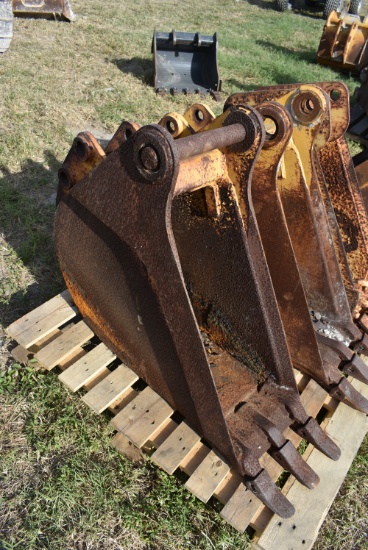 12in Digging Bucket
