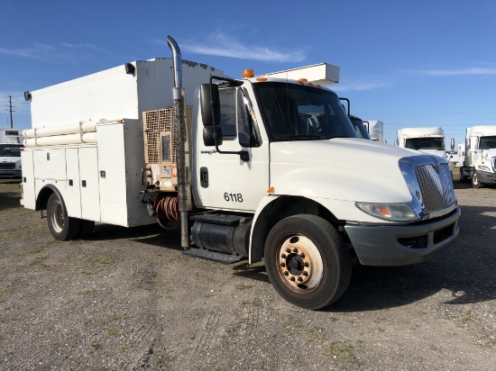 2008 Internation Durastar 4300 Enclosed Utility Compressor Truck