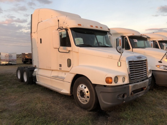 2005 Freightliner Century Sleeper Truck Tractor