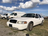 2007 Ford Crown Victoria 4 Door Police Cruiser