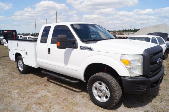 2012 Ford F-250 XLT 4x4 Super Duty Extended Cab Pickup Truck