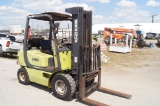 Clark Pneumatic Tire 3 Stage LP Forklift