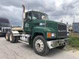 2001 Mack CH613 Maxicruise T/A Day Cab Truck Tractor (wetkit)