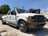 2001 Ford F-350 Super Duty Crew Cab Pickup Truck