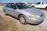 2004 Ford Taurus 4 Door Sedan