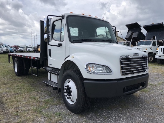 2006 Freightliner M2 22ft Flatbed Truck