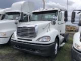2005 Freightliner Columbia CL120  T/A Day Cab Truck Tractor