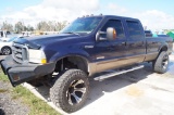 2004 Ford F-350 Lariat FX4 Crew Cab 4x4 Pickup Truck